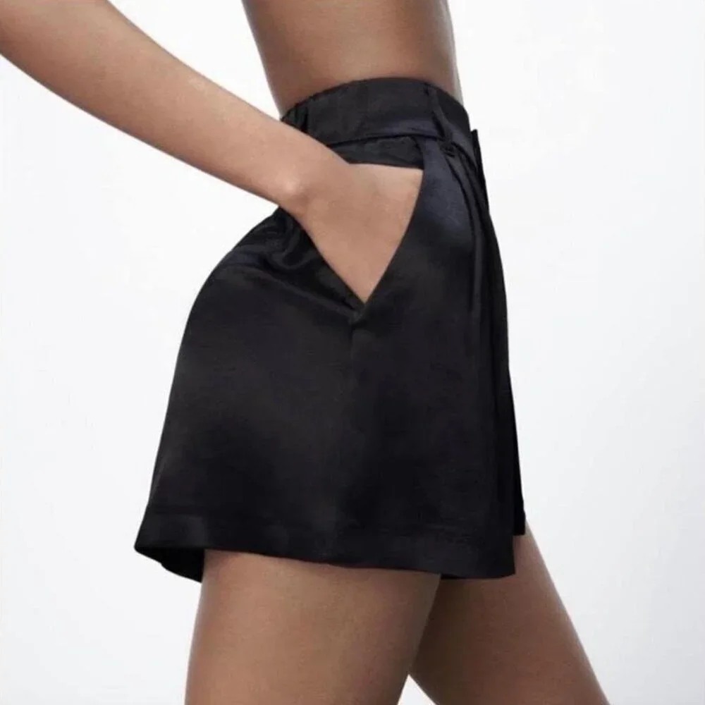 Zara Women's Pleated Black Satin Shorts Size XS